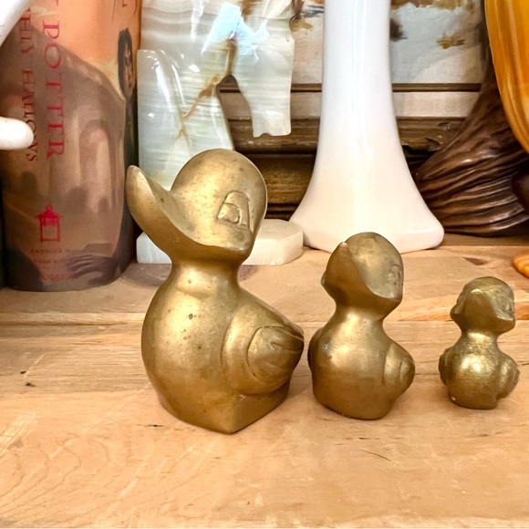 Set of 3 Vintage Brass Duck 🦆 Ornaments or Paperweights (7.5, 5 & 4 cm tall) - Picture 4 of 5